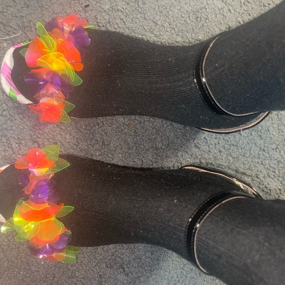 Betsey Johnson Sz 9 Kove Sandals Black White Stripes Florals - Picture 5 of 6